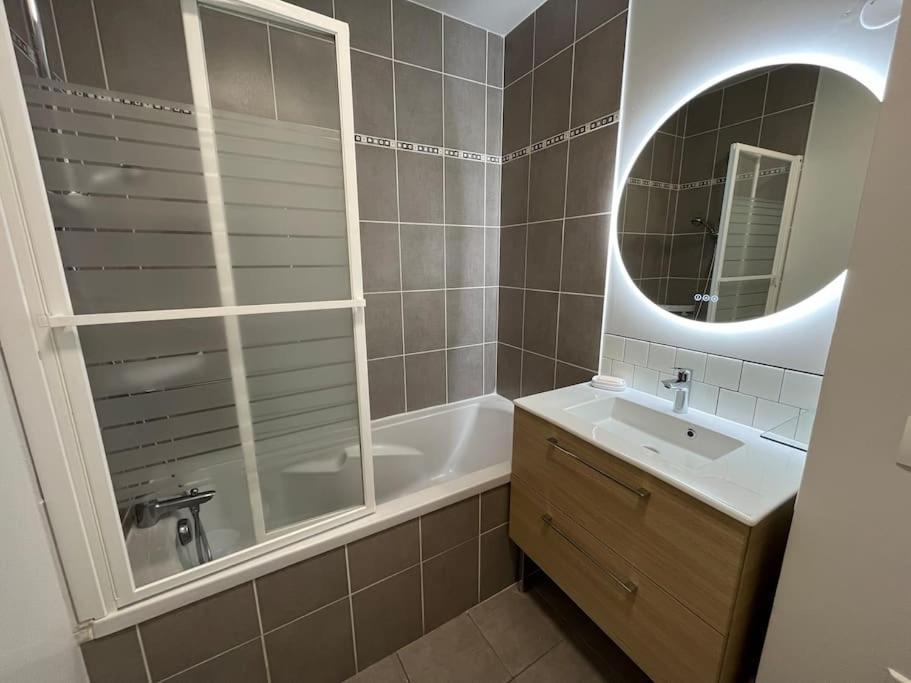 Appartamento Dahlia, Appt Cosy Avec Parking Et Balcon Caen Esterno foto
