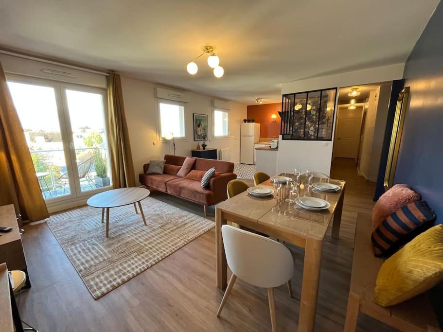 Appartamento Dahlia, Appt Cosy Avec Parking Et Balcon Caen Esterno foto